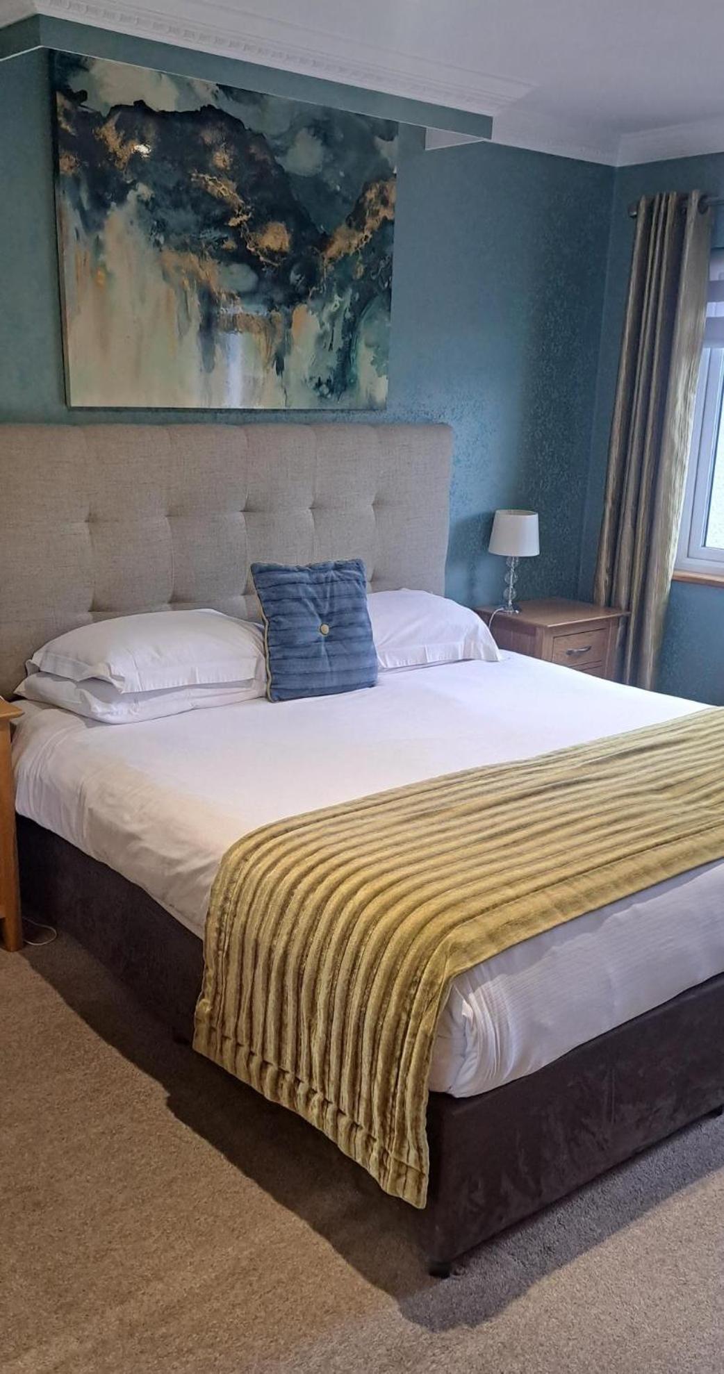 פורטראש Royal Court Hotel מראה חיצוני תמונה