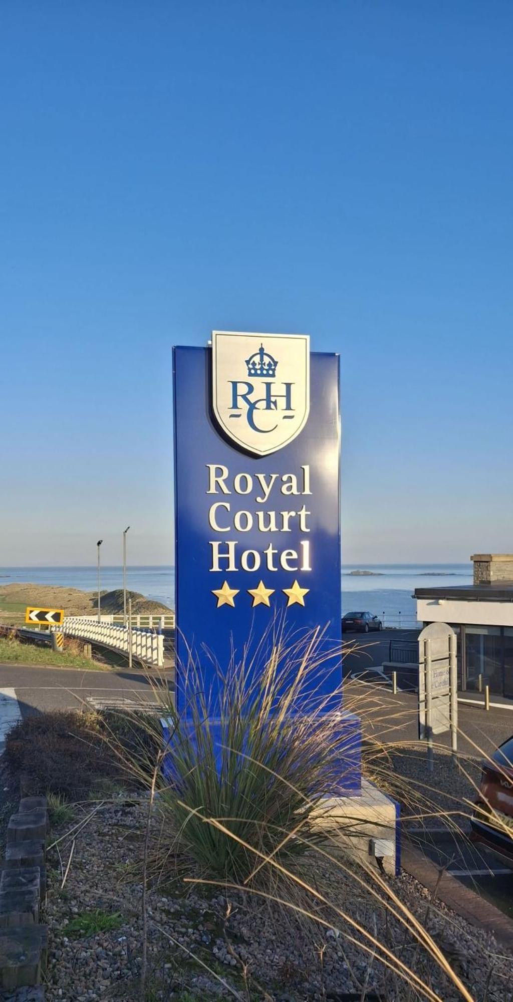 פורטראש Royal Court Hotel מראה חיצוני תמונה